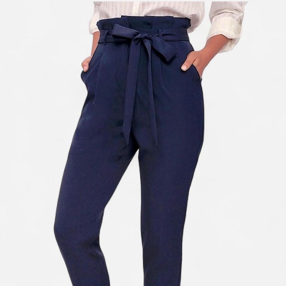 NWOT~Navy High Rise Belted Tapered Ankle Trousers